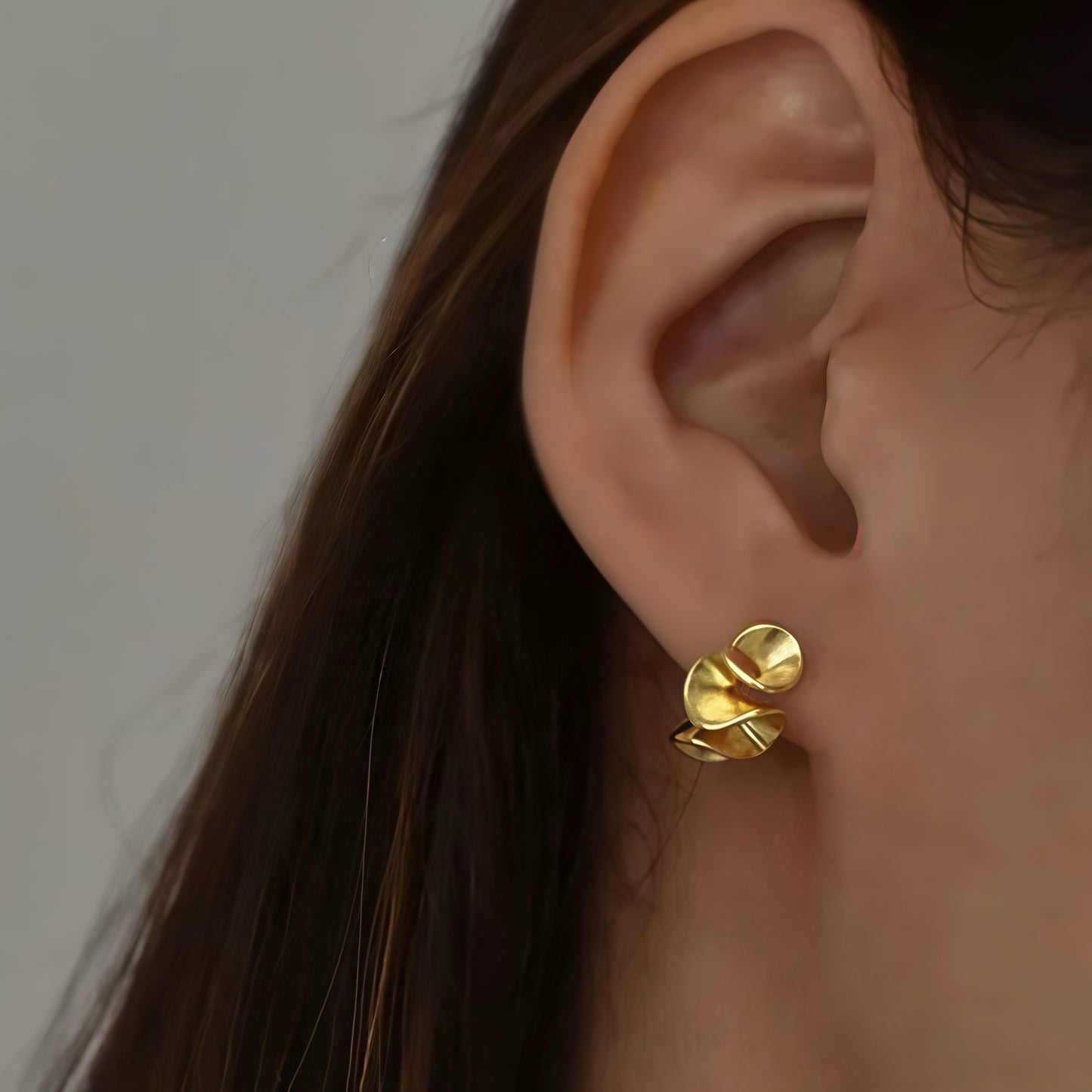 Cream Blossom Earrings – Gold & Silver