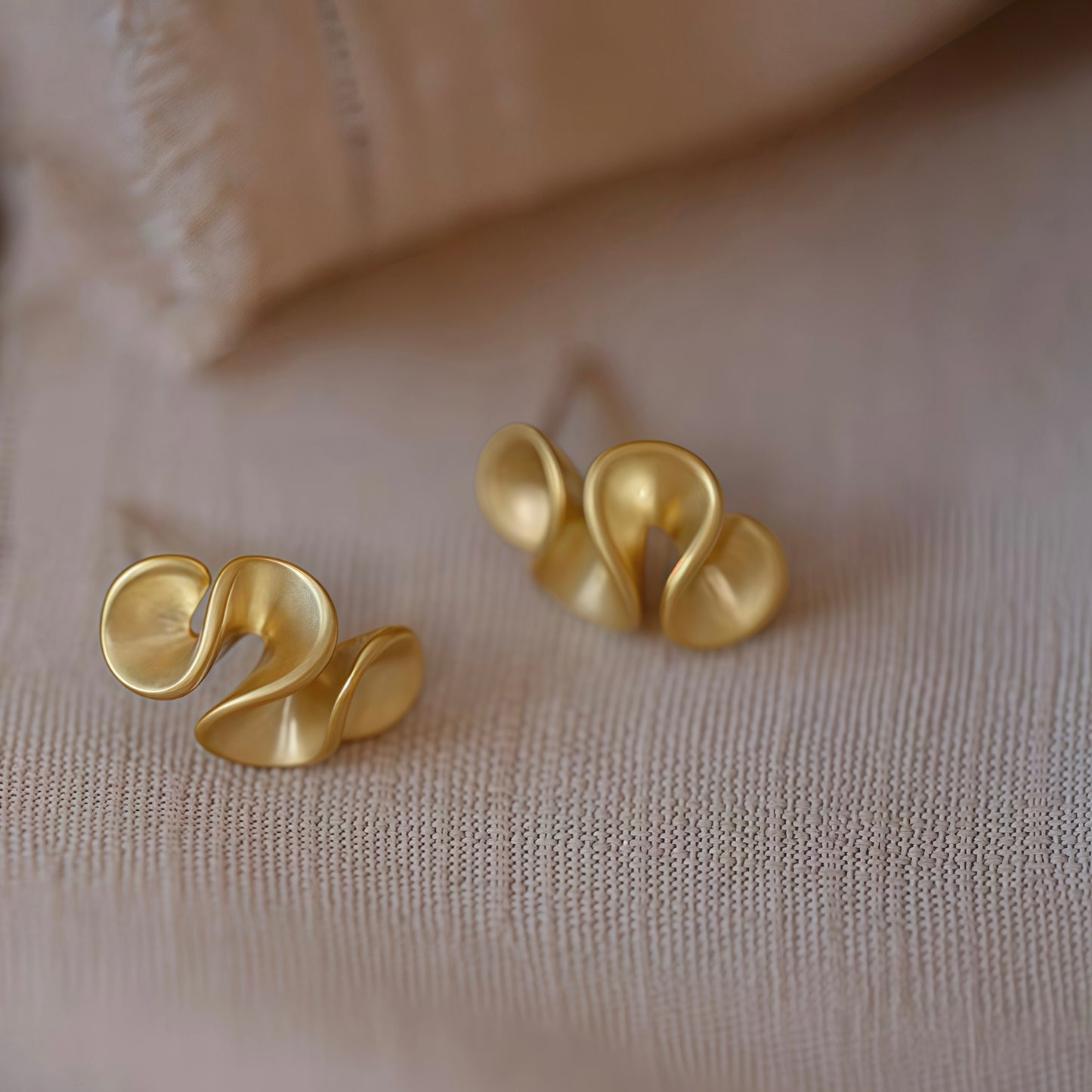 Cream Blossom Earrings – Gold & Silver