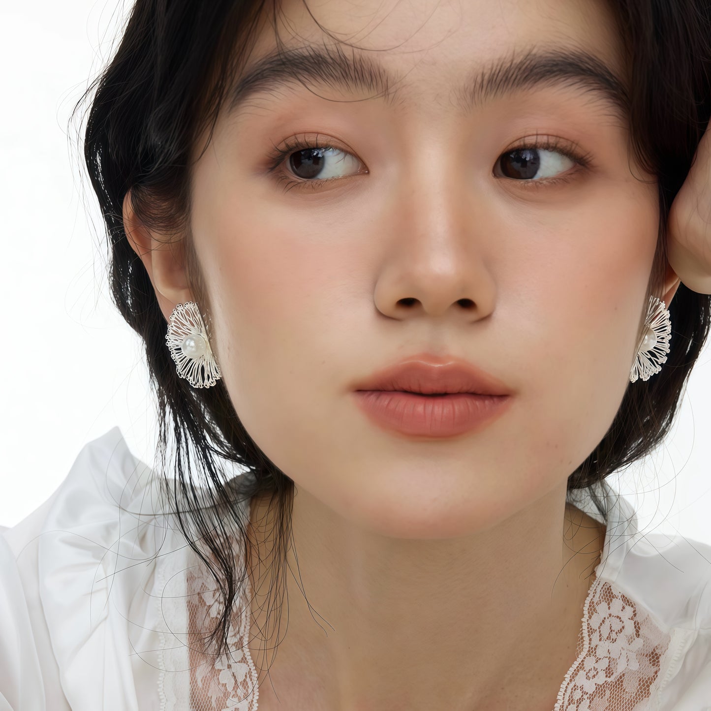 Silver Bloom Pearl Earrings