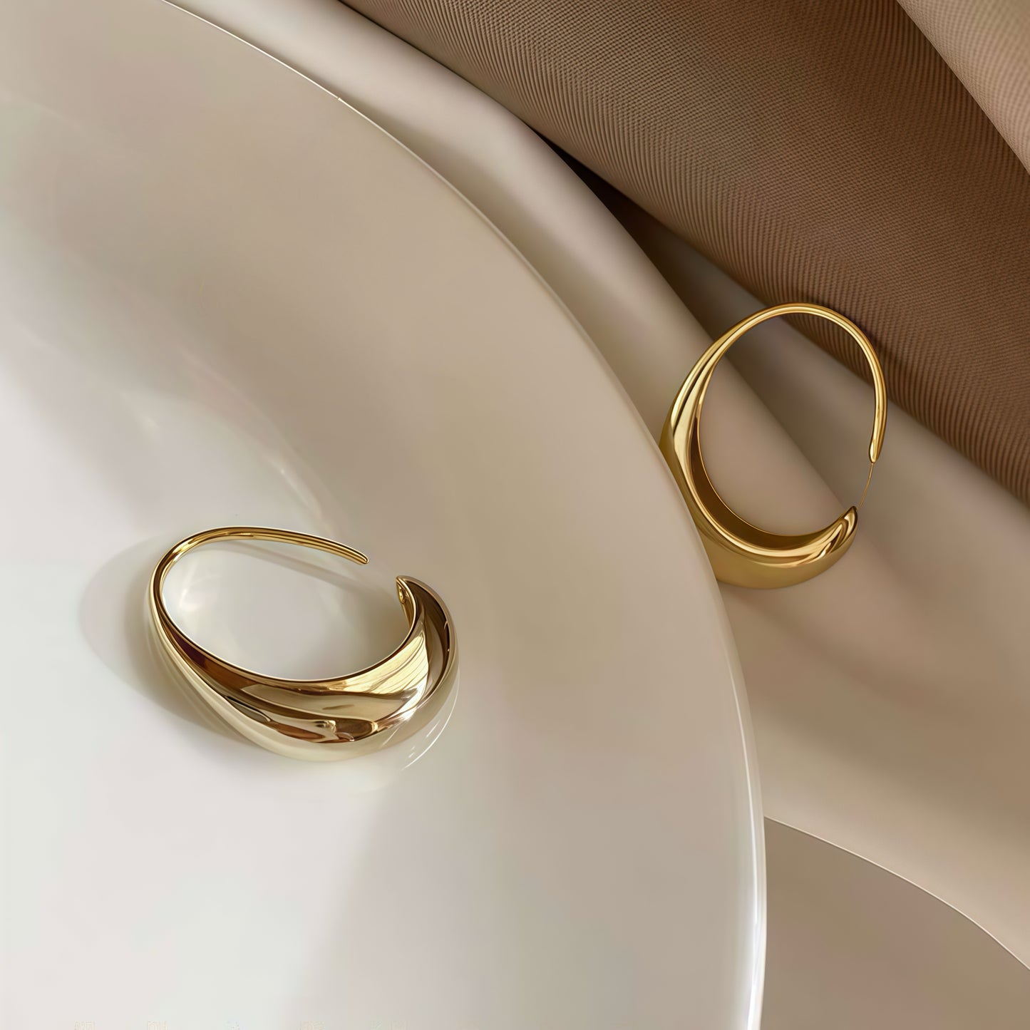 Lunar Flow Earrings - Gold & Silver
