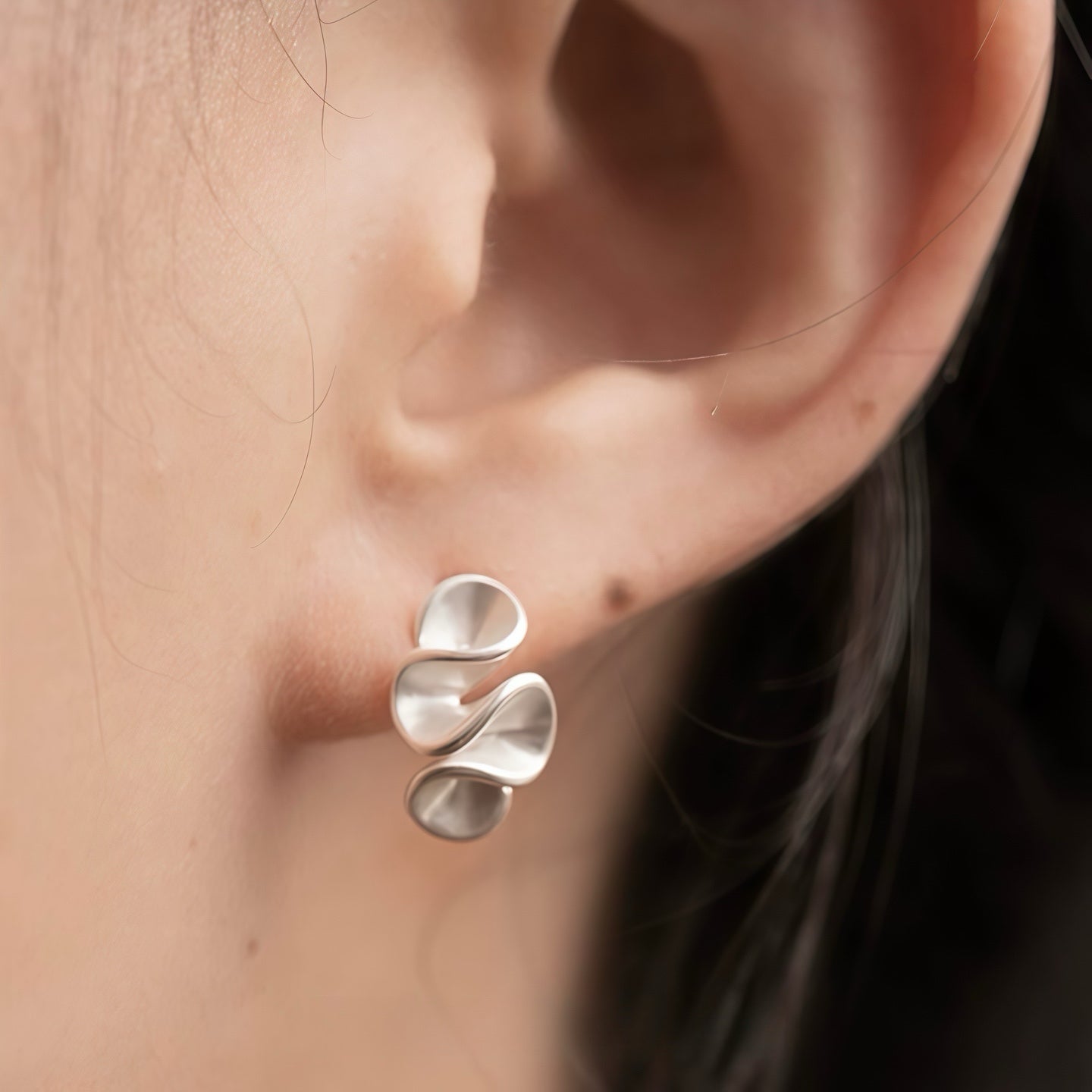 Cream Blossom Earrings – Gold & Silver