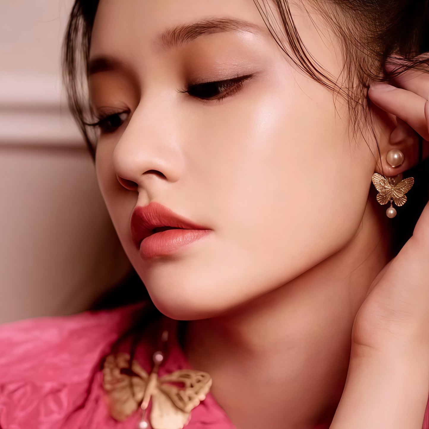 Butterfly Pearl Earrings (2-in-1 Style)