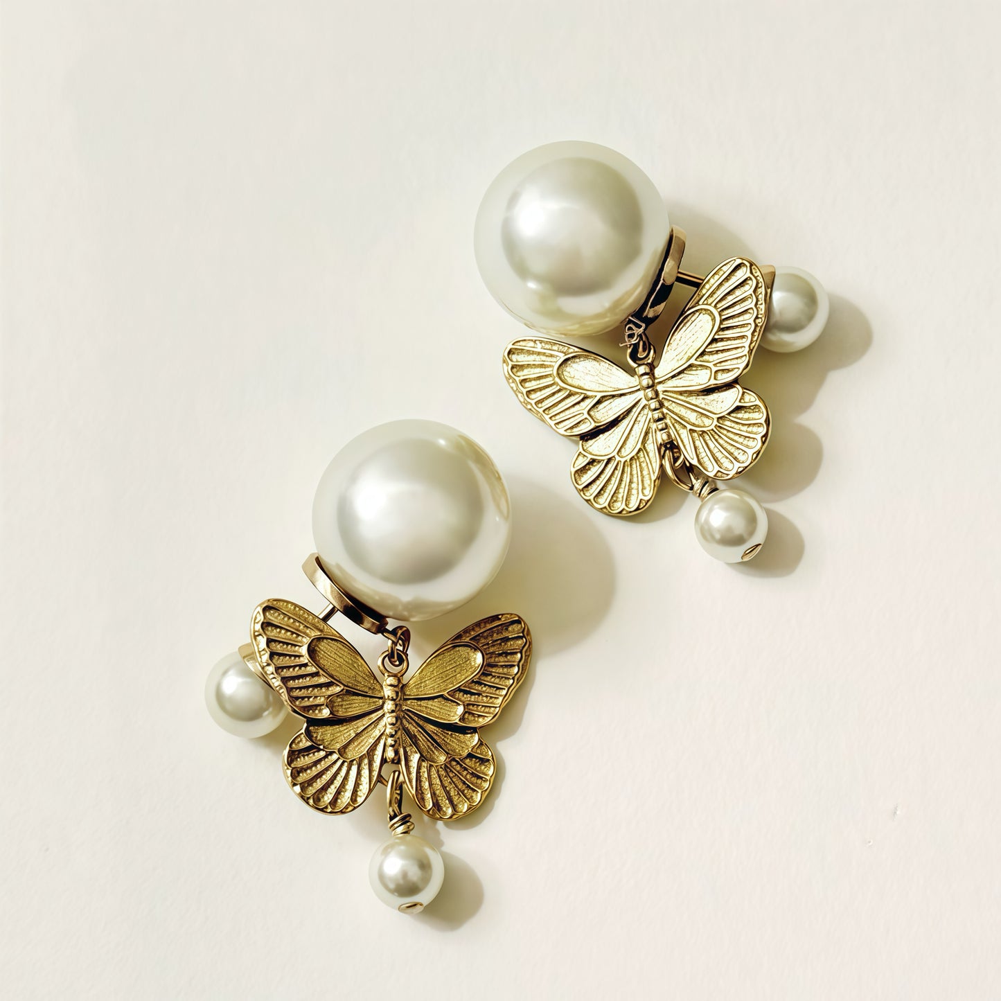Butterfly Pearl Earrings (2-in-1 Style)