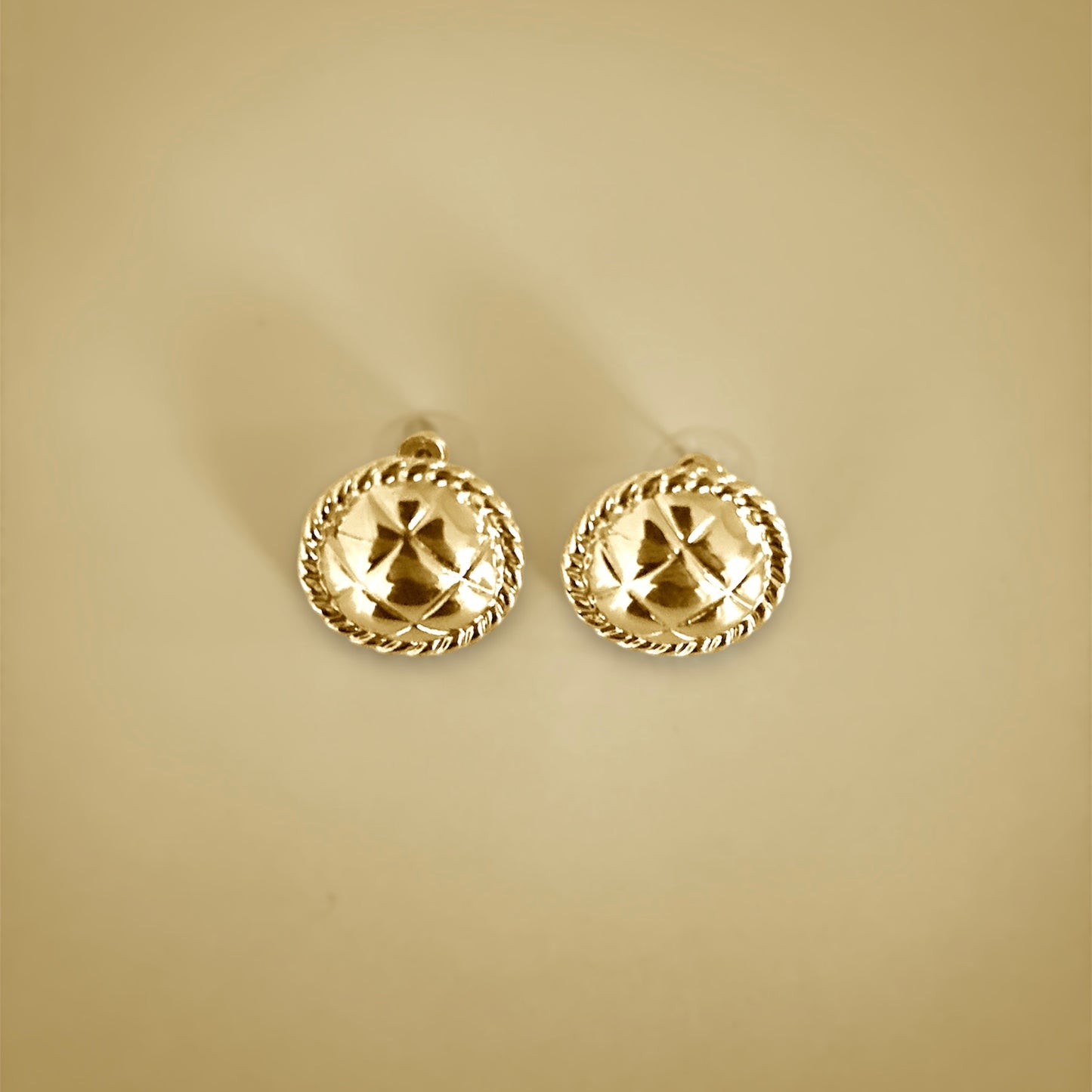 Sunflower Earrings – Vintage Glamour with a Bold Golden Twist