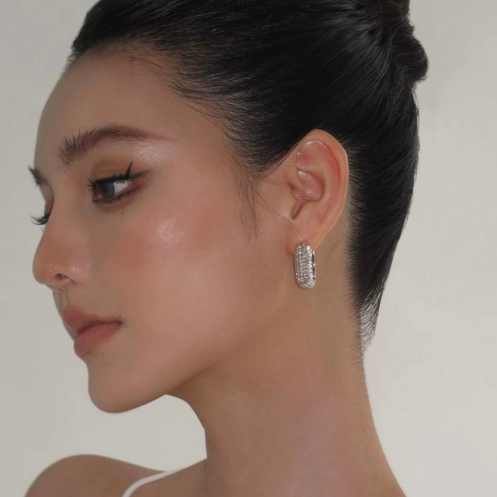 Sculpted Shine Hoops – Silver