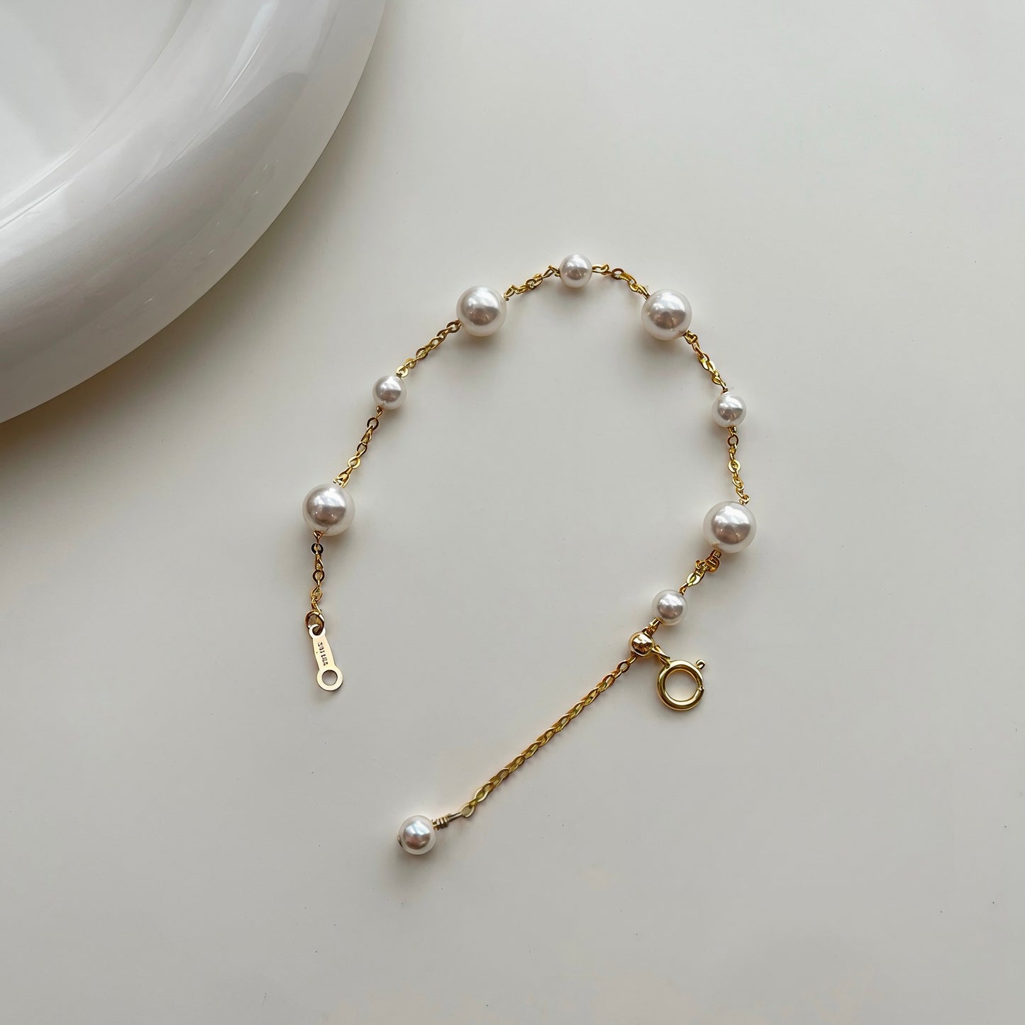 Golden Pearl Droplet Bracelet