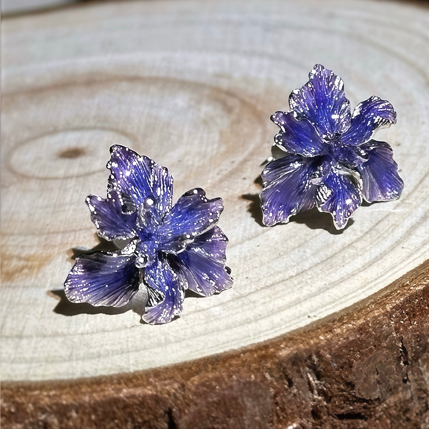 Midnight Bloom Earrings – Aurora Petal
