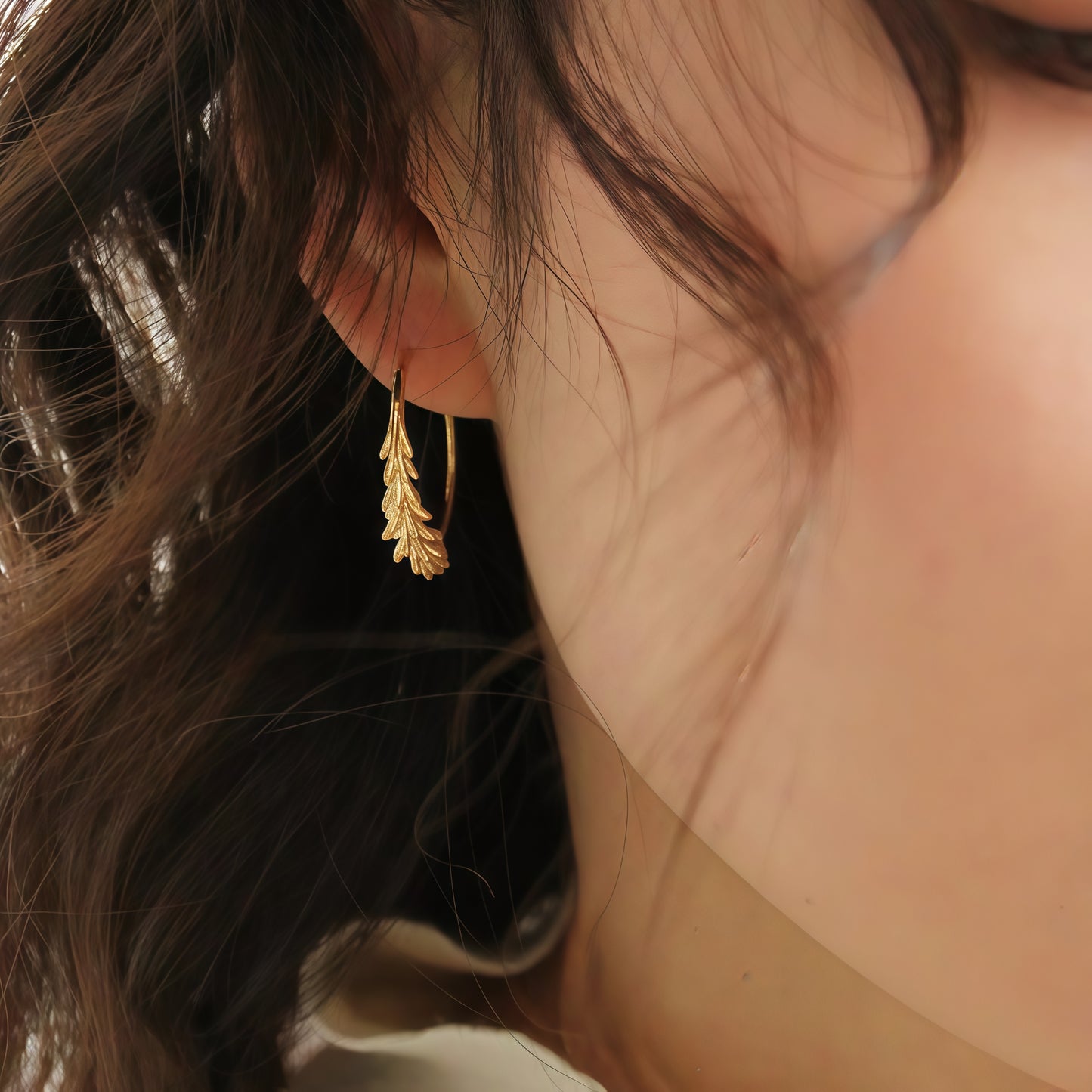 Laurel Hoop Earrings