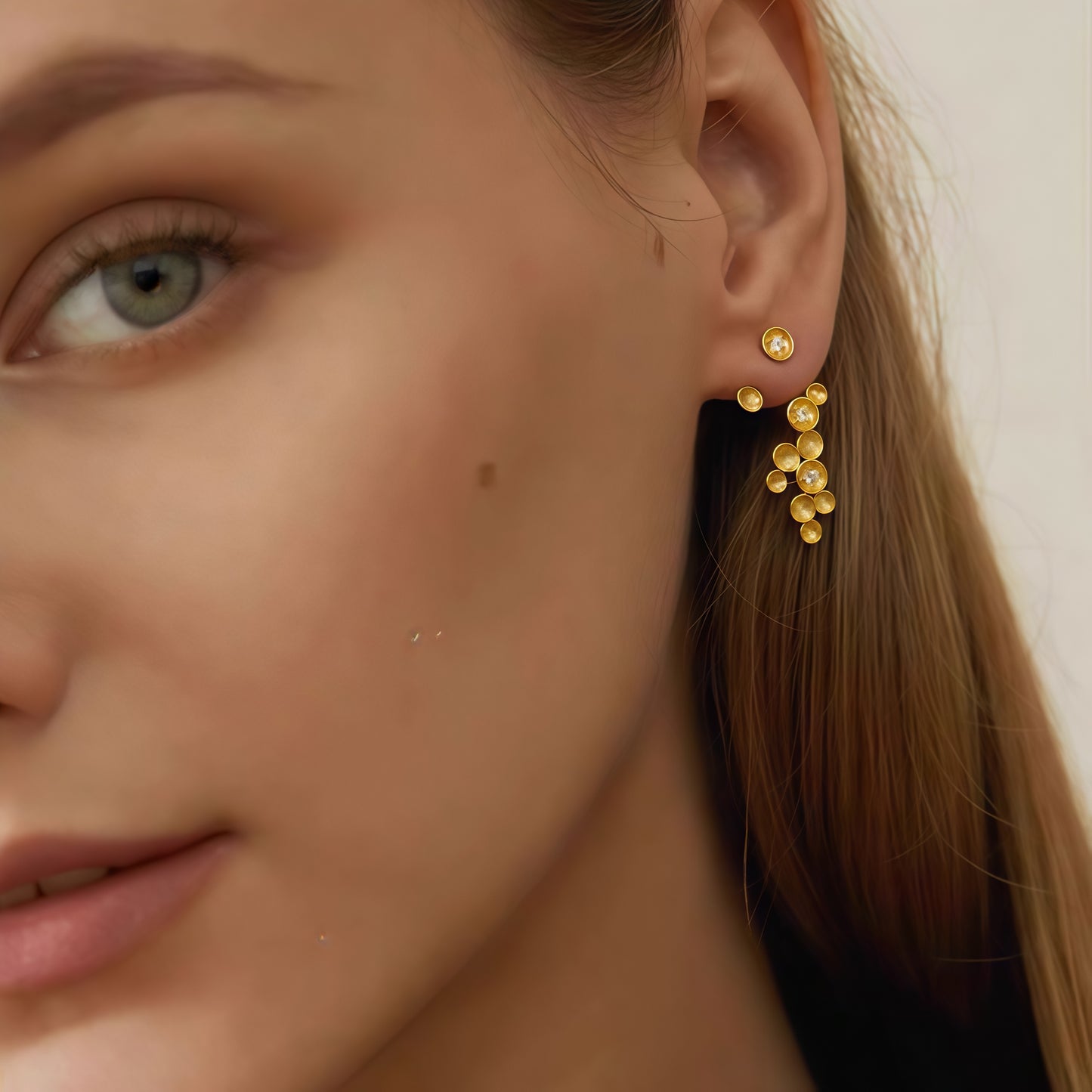 Golden Cluster Drop Earrings – Sculptural Elegance with a Sparkling Twist