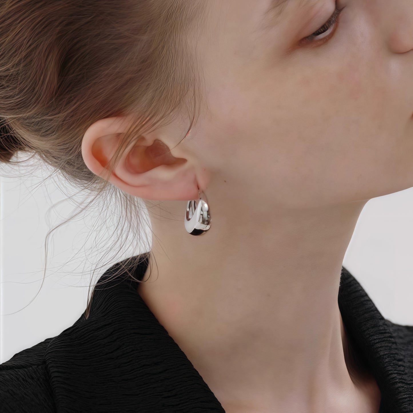 Sculpted Shine Chunky Hoops