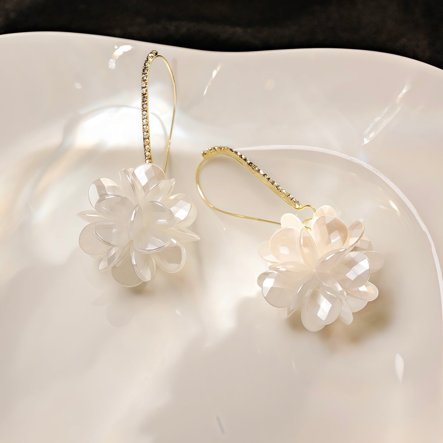 Golden Bloom Earrings – Petal Perfection in Every Detail