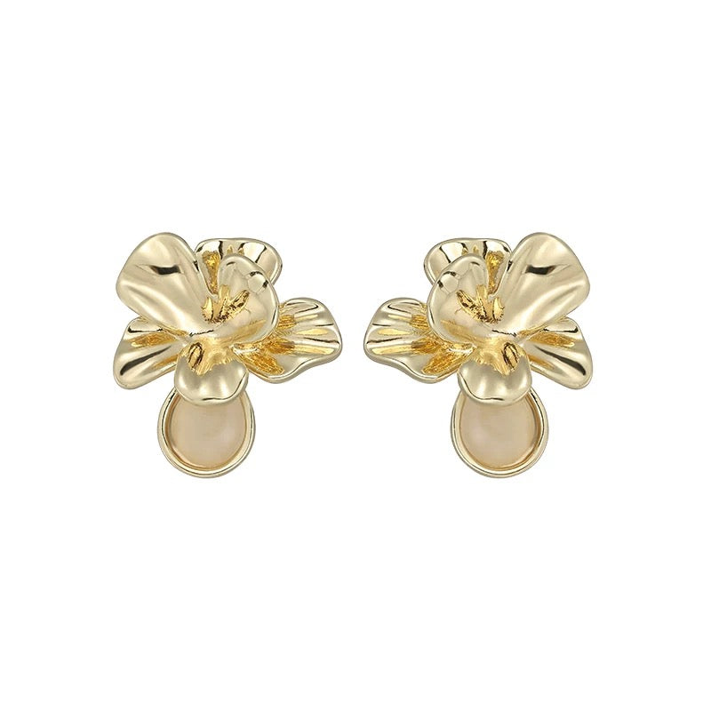 Blooming Gold Flower Stud Earrings
