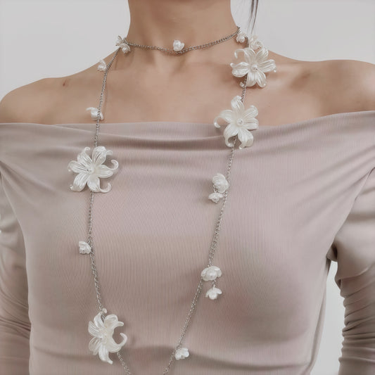 Halsband med blommande pärla och blomma – Multiway Jewelry