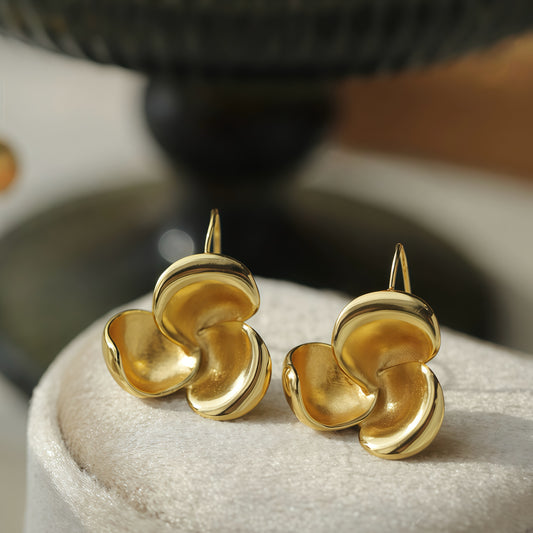 Golden Petal Earrings — Sculpted Elegance in Bloom