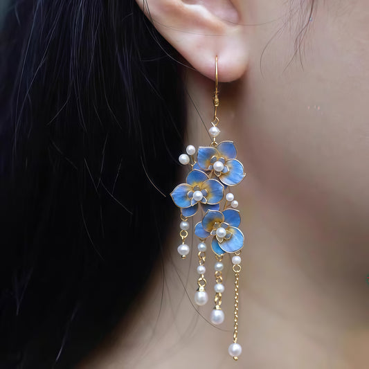 Orchid Rain Earrings – Blooming Elegance with Pearls and Golden Drizzle
